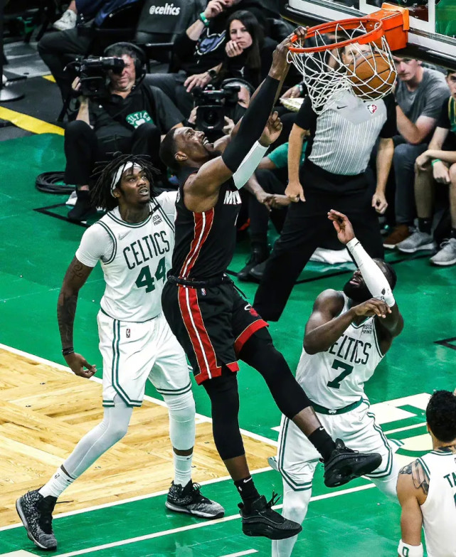 欧博娱乐 -包含今夜里尔调整名单以备德国杯，伤情更新环节打磨，质疑声仍在，数据趋势出现新变化的词条