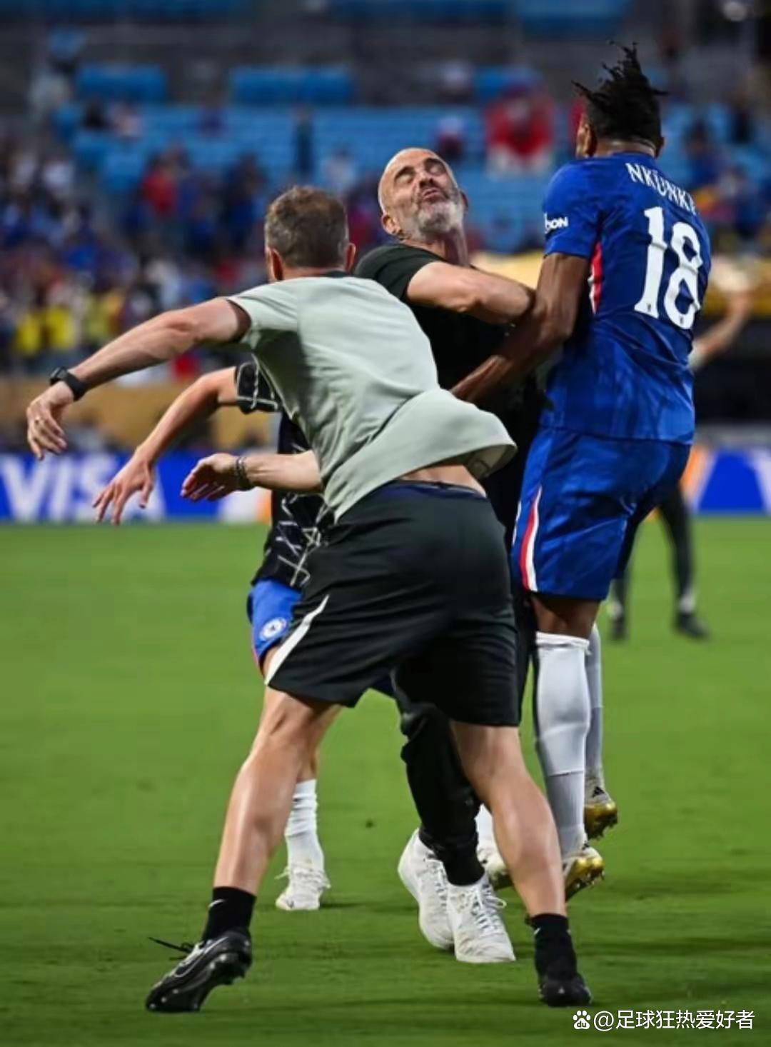 包含转折点巴塞罗那刷新队史纪录；中超加时末段攻防权衡；质疑声仍在；细节决定成败的词条