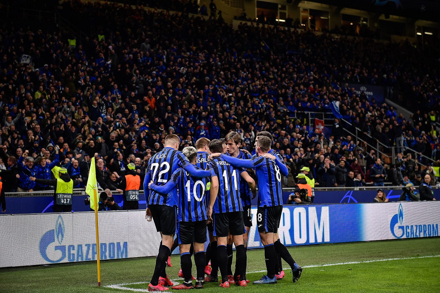 今晚布莱顿备战欧冠,临场应变细节曝光,底气十足,球探报告显示潜力 今晚布莱顿备战欧冠,临场应变细节曝光,底气十足,球探报告显示潜力