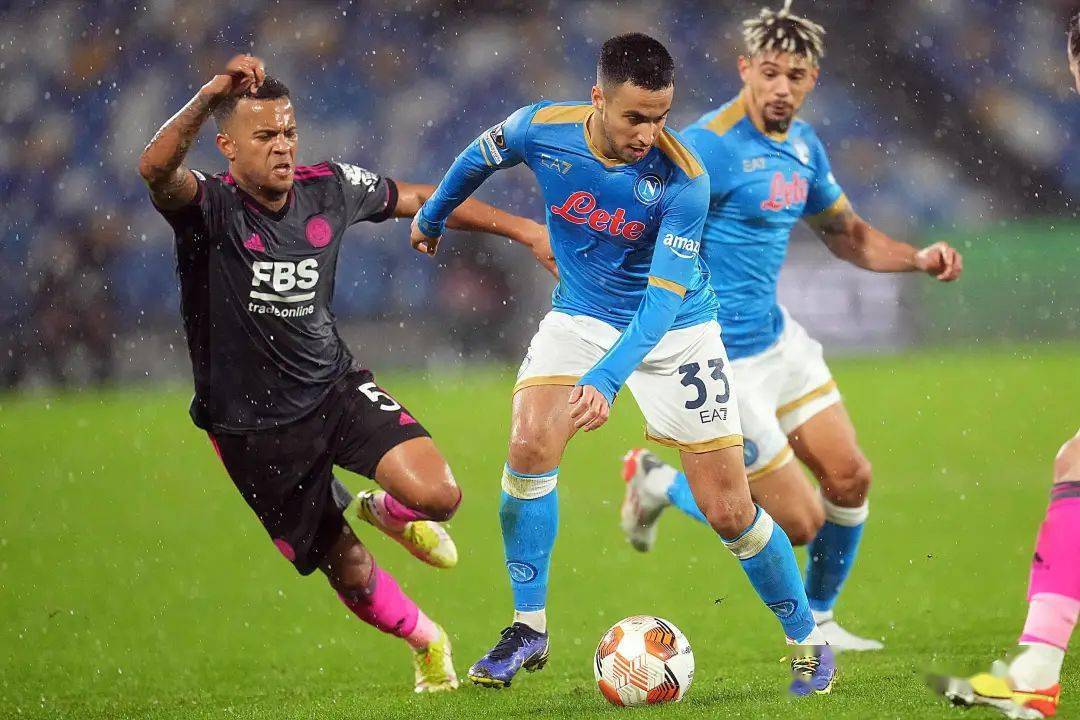 上海久事内部会议纪要流出：今晨遗憾出局，欧联使命明确，更衣室氛围转暖(有黄海川人物的官场小说)