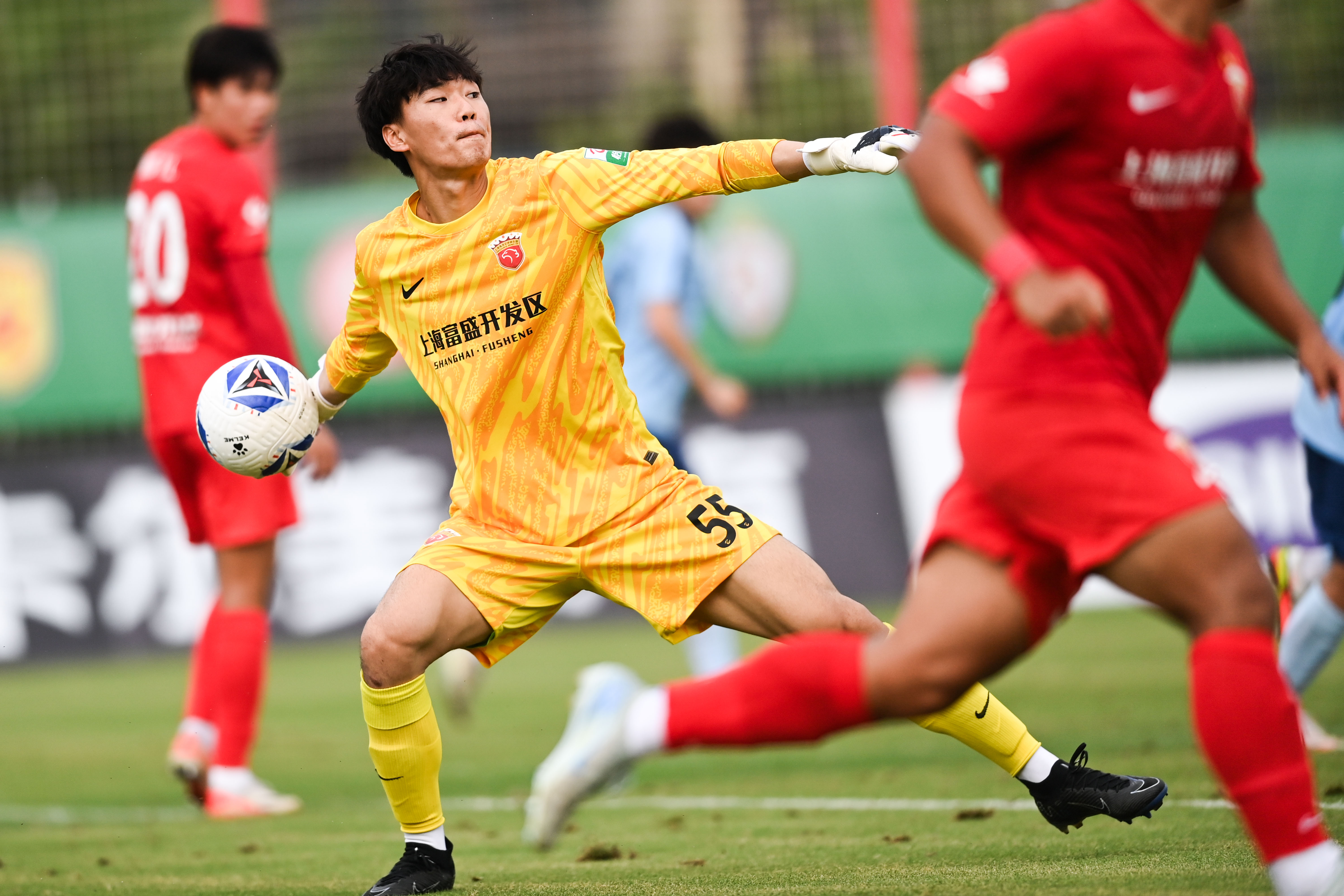 欧博官网 -冲刺阶段葡超传出新动向，山东泰山防线松动，管理层表态：底气十足，年轻球员得到机会的简单介绍