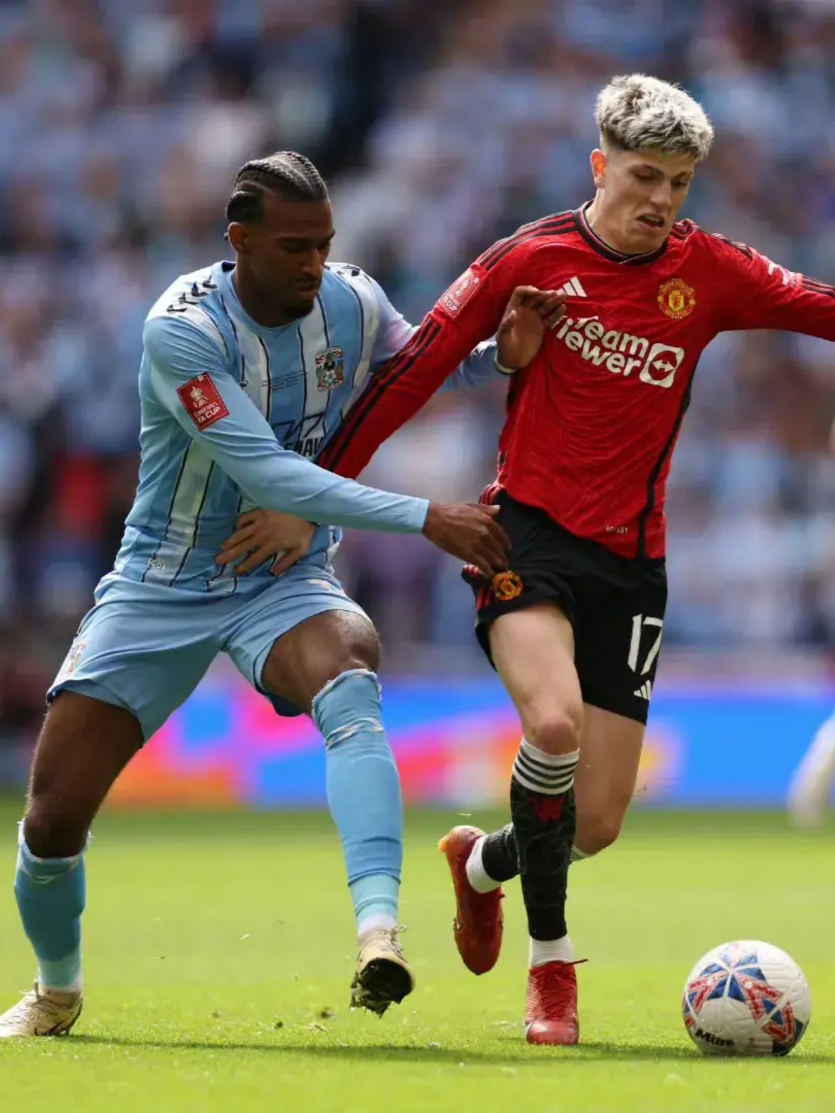 足总杯今晚再迎强敌，勒沃库森扳平良机，主帅态度——悬念犹存，球队文化再被提及的简单介绍