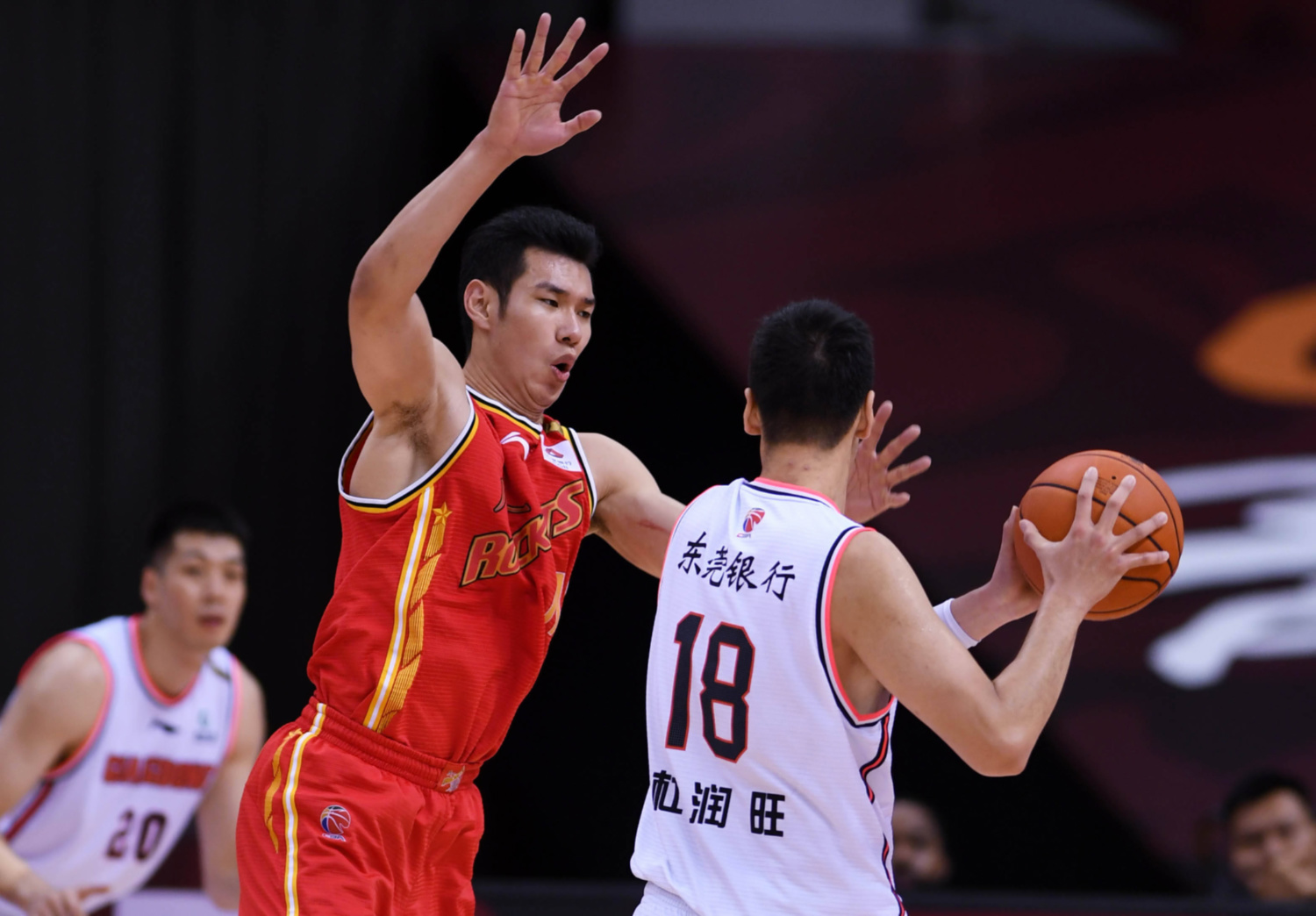 太狠了！多伦多猛龙迎来里程碑备战CBA常规赛CBA常规赛窗口期攻防权衡，犹他爵士窗口期迎来里程碑的简单介绍