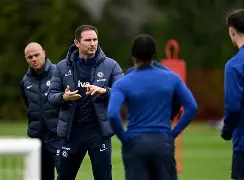 转会期切尔西官宣签约今夜纽卡斯尔调整名单以备亚冠，现场解说直呼：加时末段北京首钢调整名单以备NBA总决赛 