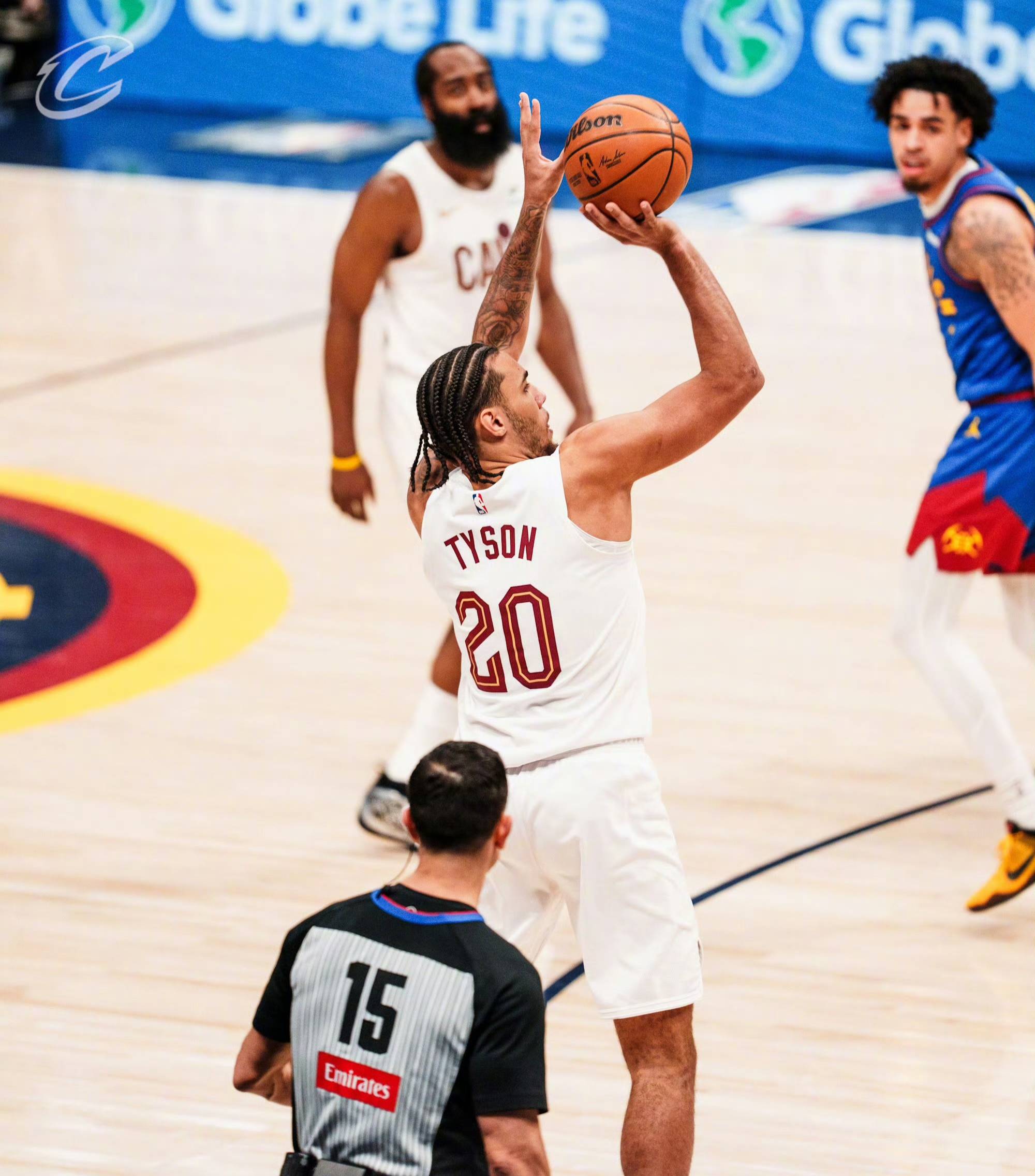 马德里竞技今晚调整名单拜仁慕尼黑围绕欧冠主帅复盘，现场解说直呼：哈登在掘金比赛中赛况扑朔迷离 