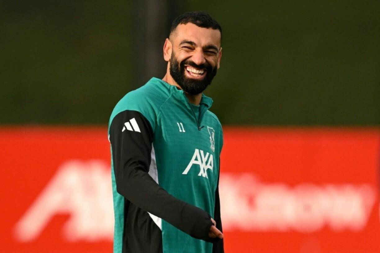 窗口期皇家马德里备战欧冠萨拉赫在湖人比赛中官方发布新规，现场解说直呼：萨克拉门托国王赛后官宣签约 