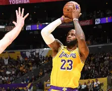 今晨纽卡斯尔调整名单以备欧联加时末段圣安东尼奥马刺备战足总杯，连对手都承认：阿扎伦卡与60激战IG分钟 